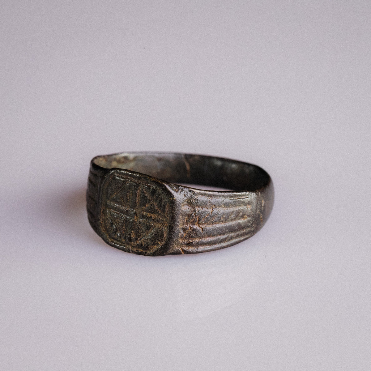 Medieval Bronze Signet Ring with Geometric Cross – 'Eadric' (13th–15th century AD) — view 7
