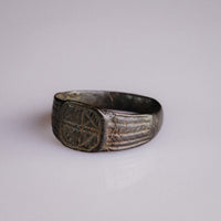 Medieval Bronze Signet Ring with Geometric Cross – 'Eadric' (13th–15th century AD) — view 7
