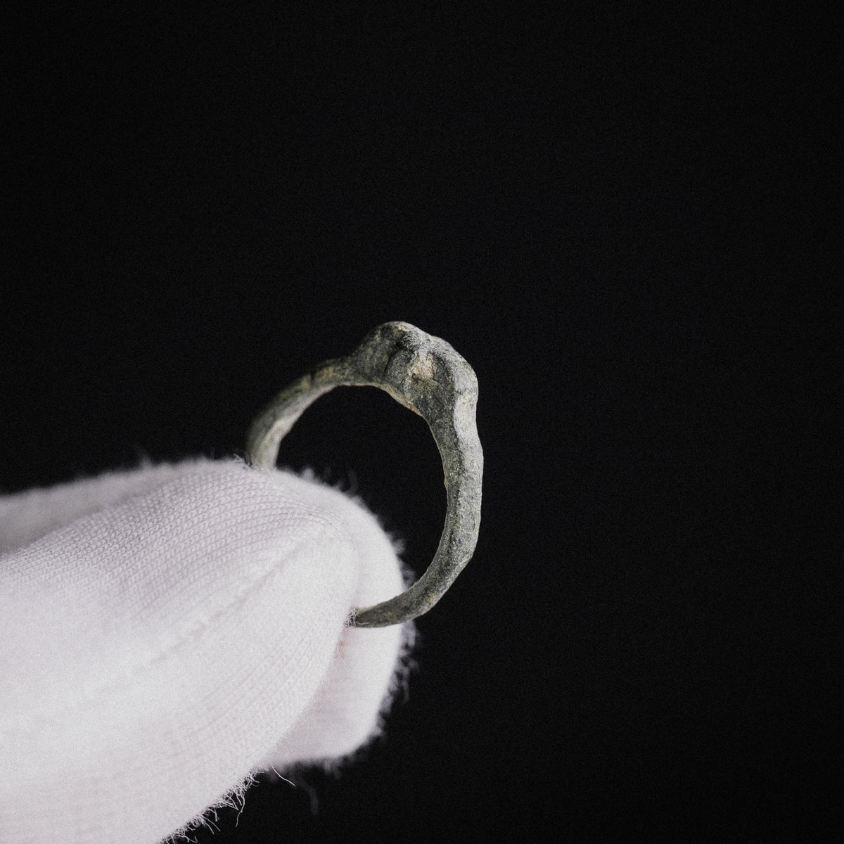 Medieval Bronze Ring with Raised Cross – 'Fidelis' (12th–16th century AD) — view 7