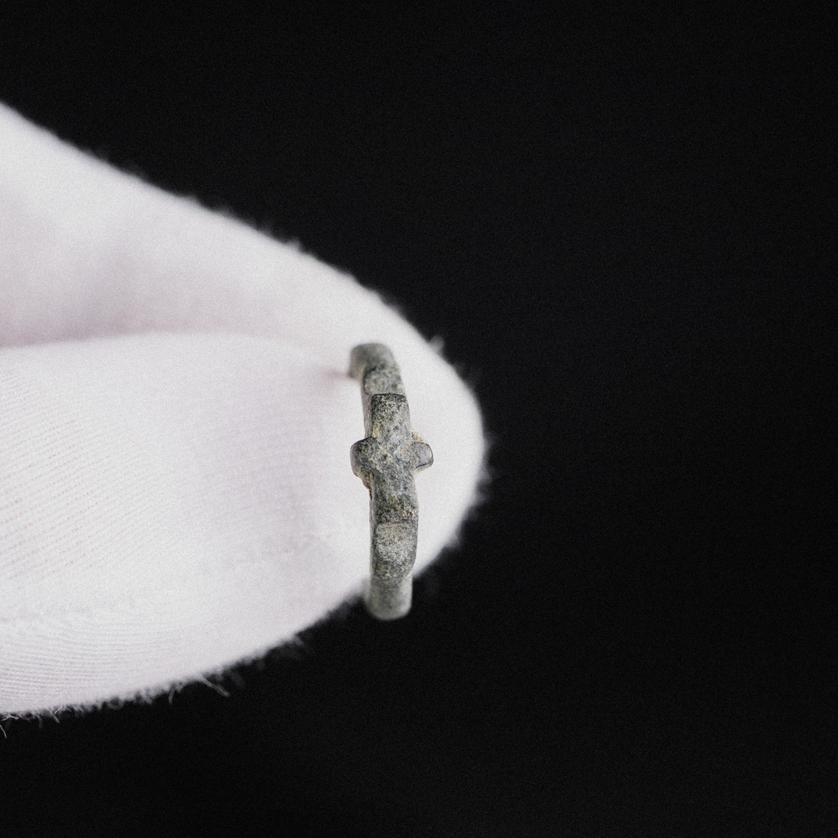 Medieval Bronze Ring with Raised Cross – 'Fidelis' (12th–16th century AD) — view 9