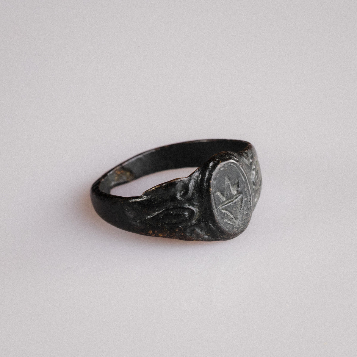 Post Medieval Ring with Merchant Mark – 'Sigillum' (16th–17th century AD) — view 11