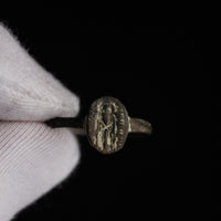Early Byzantine Bronze Marriage Ring with Facing Couple – 'Eudokia' (6th–9th century AD) — view 8