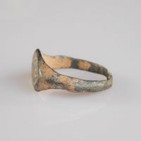 Medieval bronze signet ring Aldren, opposite side view showing green-black tenorite corrosion