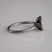 Side profile of Byzantine silver ring Crucia revealing openwork leaf-shaped struts