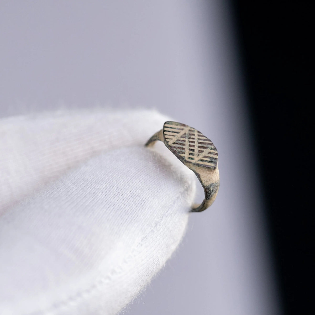 “Sigismundus” – Medieval Bronze Signet Ring (12th–15th Century AD) – EU 44 / US 3 Aurora Antiqua
