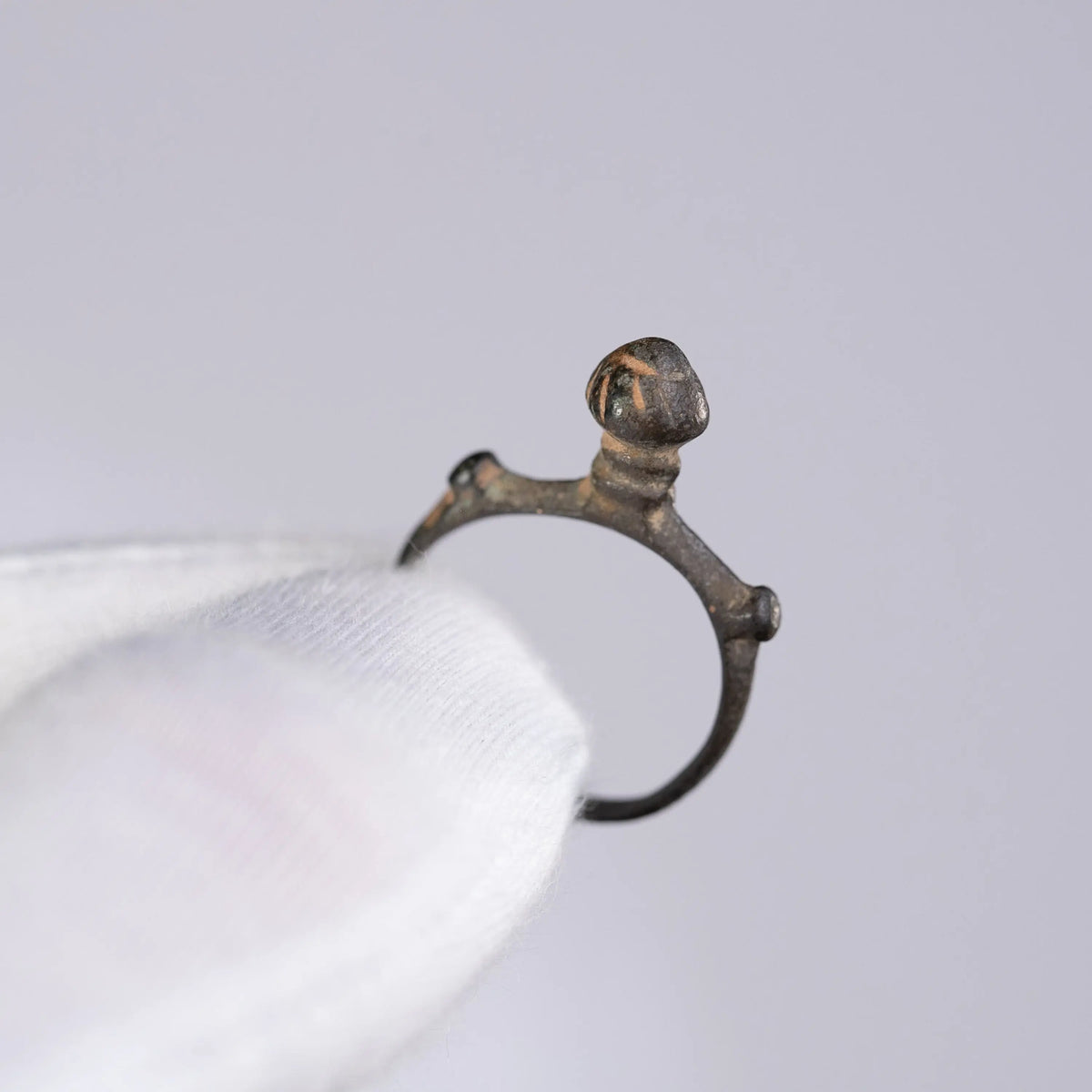 Medieval Bronze Ring with Knobbed Shoulders – “Godric” (9th–14th c. AD) – EU 50 / US 5.25 Aurora Antiqua