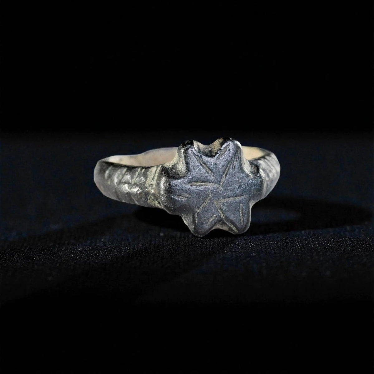 “Laurentius” – Medieval Bronze Signet Ring (12th–14th Century AD) – EU 52 / US 6 Aurora Antiqua