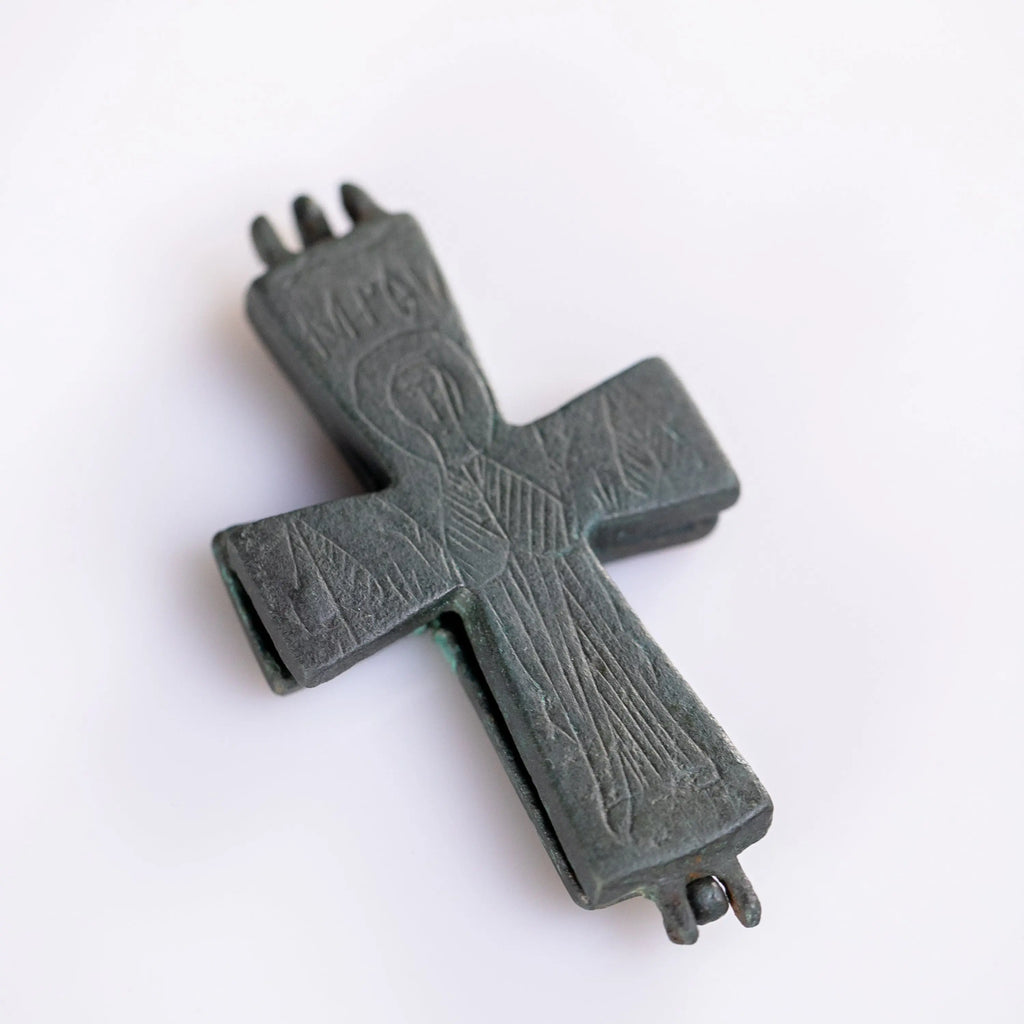 “Theotokos Orans” – Byzantine Bronze Reliquary Cross (Enkolpion) Depicting the Virgin Mary (11th–13th C. CE) AD Aurora Antiqua