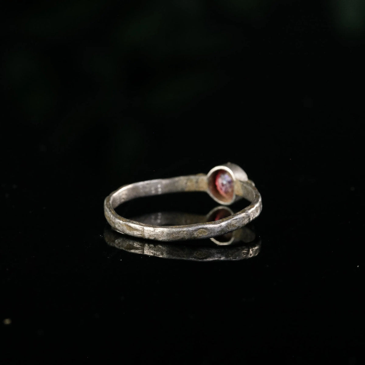 “Theodora” – Byzantine Silver Ring with Red Garnet (9th–12th Century AD) – EU 63 / US 10.5 Aurora Antiqua