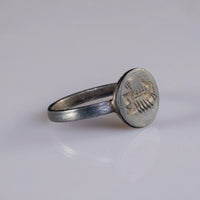 “Lucius” – Roman Silver Seal Ring Depicting a War Galley (1st–2nd Century AD) – EU 64 / US 10.5 Aurora Antiqua