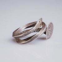 Medieval Silver Serpent-Amulet Ring with Sunburst Seal – “Serapis” (12th–14th c. AD) – EU 62 / US 10 Aurora Antiqua