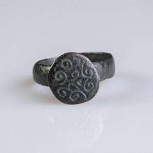 Medieval Bronze Military Seal Ring – “Adalric” (11th–13th c. AD) – EU 59 Aurora Antiqua