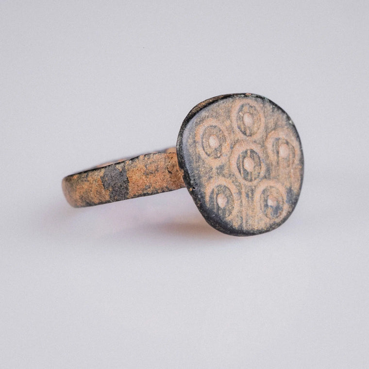 Late Roman Bronze Signet Ring 'Vigil'