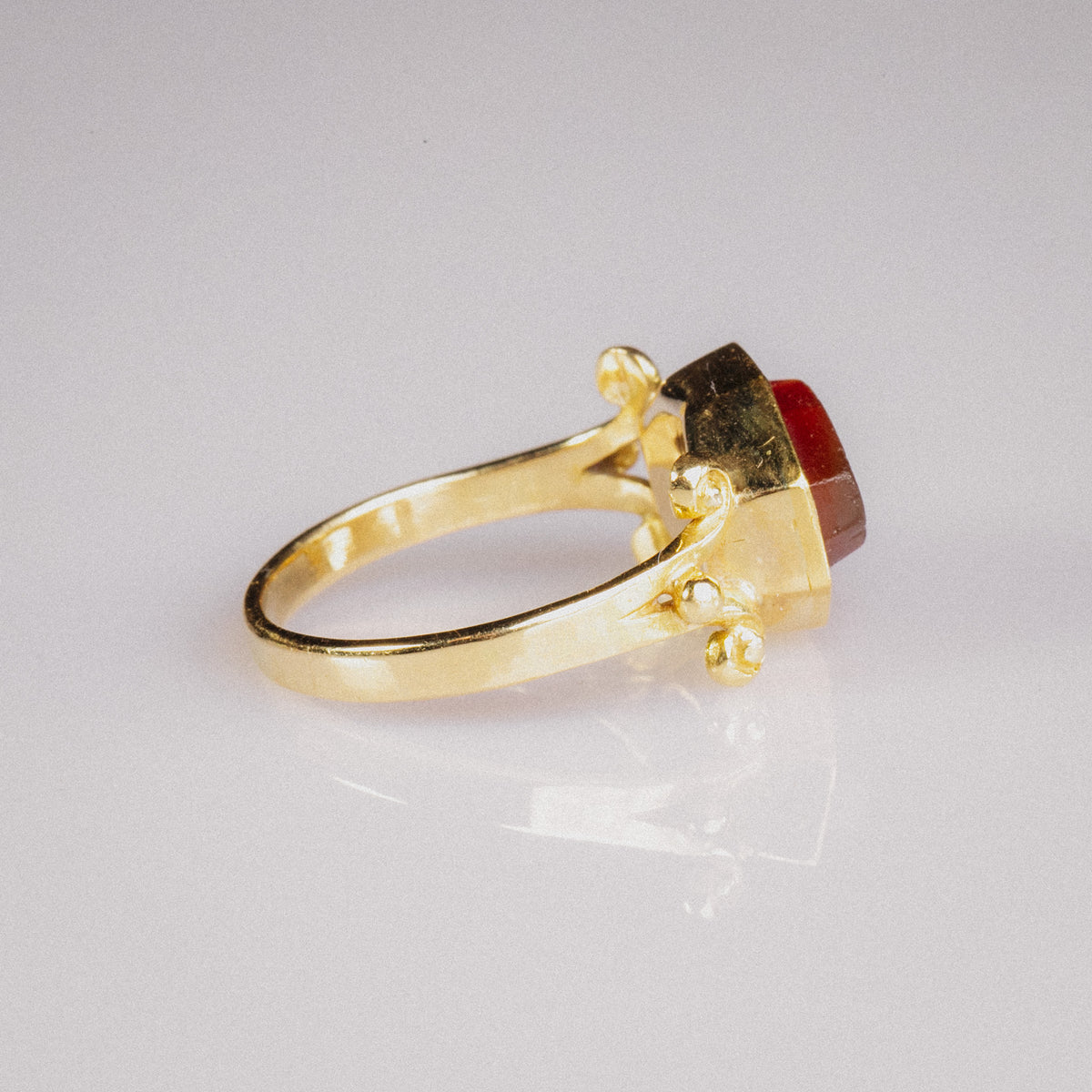 Roman Carnelian Intaglio Ring of Minerva in Victorian Gold Mount – 'Minerva' (2nd–3rd CE, Mount 19th CE) — view 3