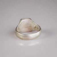 Medieval Silver Signet Ring with Quatrefoil Motif – 'Quaternus' (12th–14th Ce) — view 4