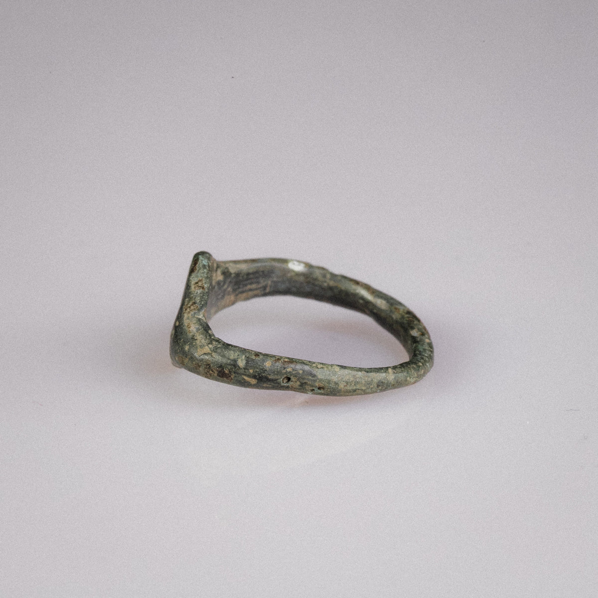 Roman Bronze Legionary Ring with Numeral VII – 'Septimus' (1st–3rd CE) — view 5