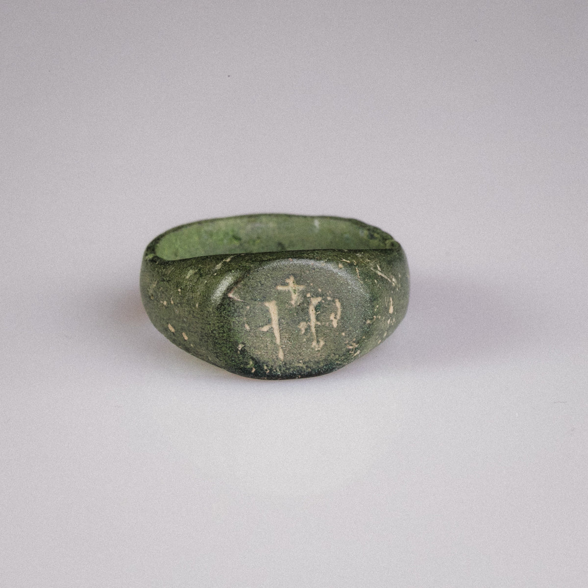 Medieval Bronze Seal Ring with Cross Motif – 'Signum' (11th–13th CE)