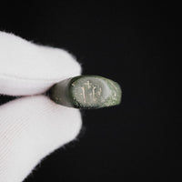 Medieval Bronze Seal Ring with Cross Motif – 'Signum' (11th–13th CE) — view 9
