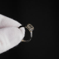 Medieval Bronze Geometric Signet Ring with Chevron Motif – 'Chevronis' (11th–14th CE) — view 7