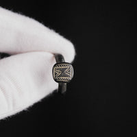 Medieval Bronze Geometric Signet Ring with Chevron Motif – 'Chevronis' (11th–14th CE) — view 10