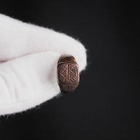 Medieval Bronze Geometric Signet Ring – 'Intercisus' (9th–13th CE) — view 9