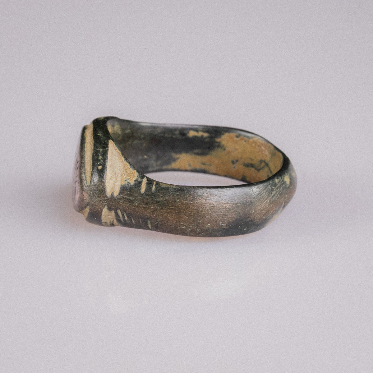 Medieval Bronze Geometric Signet Ring – 'Radiatus' – Semi Restored (9th–13th CE) — view 9