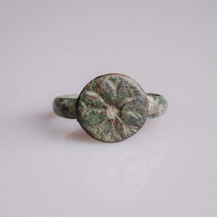 Late Roman Bronze Signet Ring 'Stellatus'