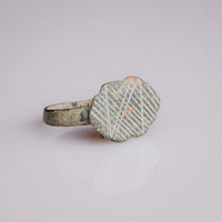 Medieval Bronze Geometric Signet Ring – 'Reticulus' (10th–13th CE)