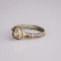 Early Medieval Bronze Star Signet Ring – 'Turritus' (8th–10th CE) — view 9