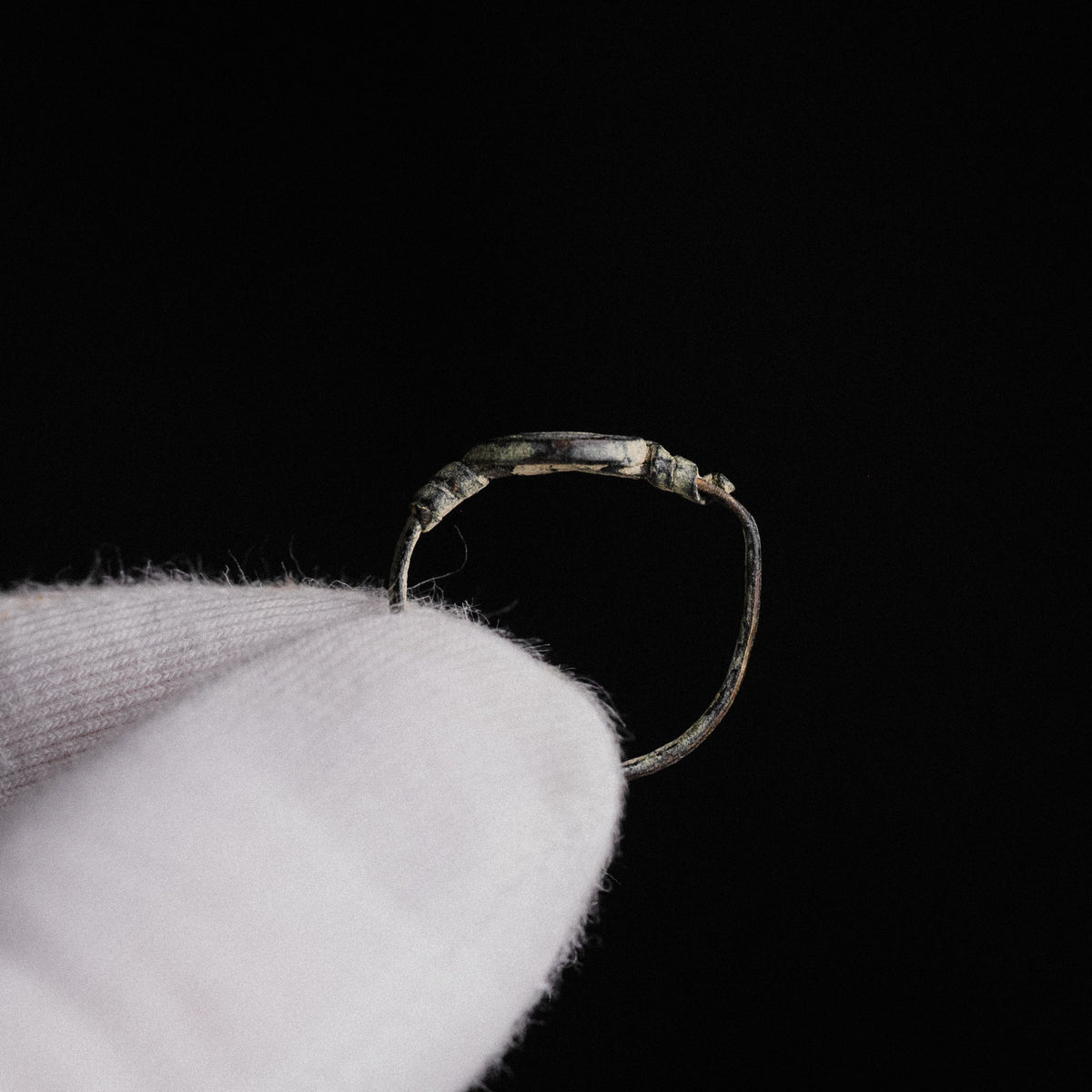 Roman Bronze Ring with Spiral Bezel – 'Spiralis' (1st–3rd CE) — view 8
