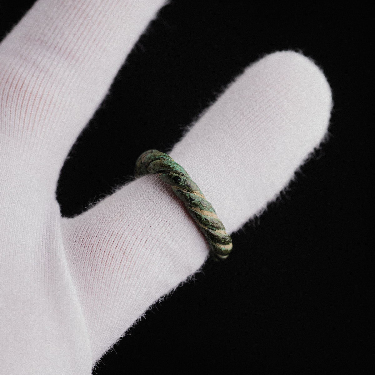 Viking Age Nordic Bronze Twisted Wire Ring – 'Eirik' (8th–11th CE) — view 10