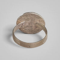 Byzantine silver ring Klados, reverse view showing hoop ends meeting underside of disc.