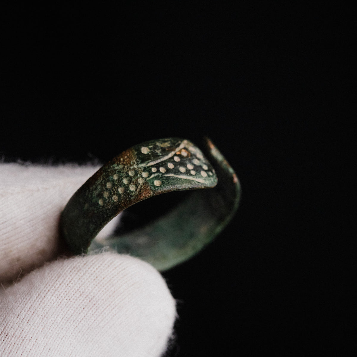 Medieval Bronze Ring - 'Vesna' (6th–12th c. CE) EU 64 / US 10.75