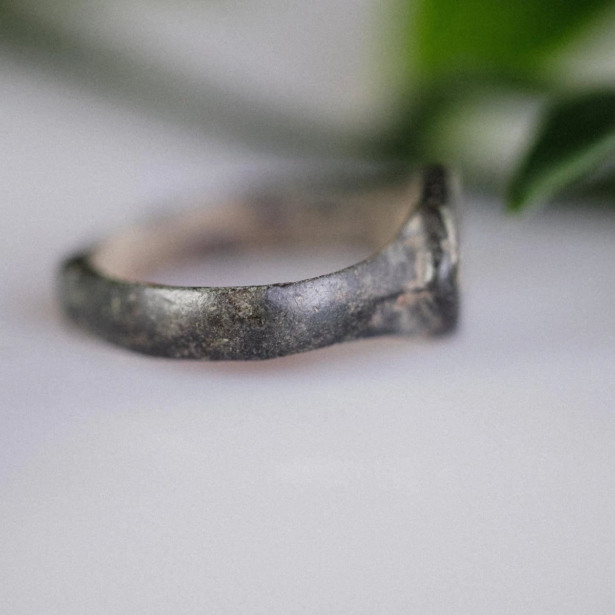 Medieval Bronze Signet Ring 'Tessarion' (10th-13th c. CE) EU 54/US 7