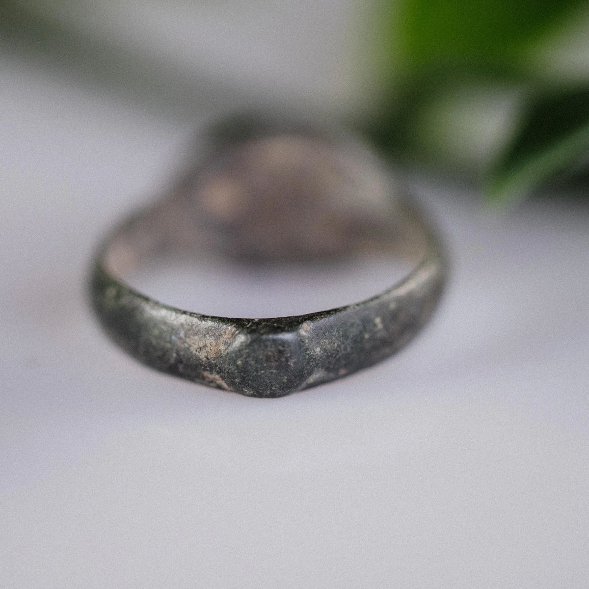 Medieval Bronze Signet Ring 'Tessarion' (10th-13th c. CE) EU 54/US 7