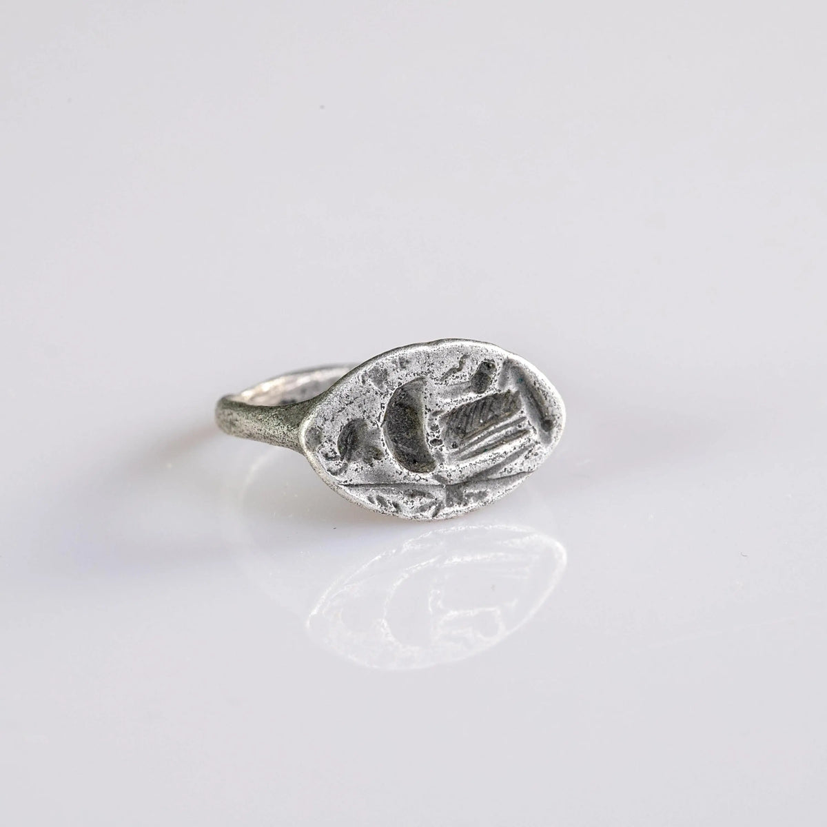 'Diana' - Roman Silver Ring (1st-3rd BCE/CE) EU 54 / US 7 Aurora Antiqua