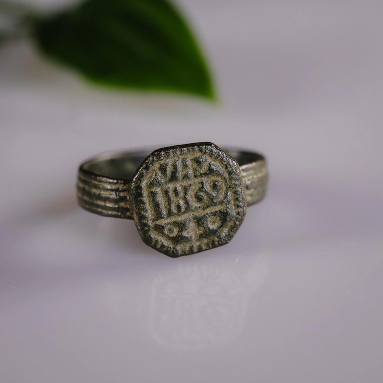 Post-Medieval Bronze Ring 'Wilhelmina' (19th c. CE) EU 54/US 7