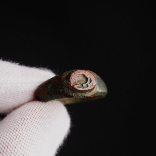 Roman Bronze Ring - 'Corvinus' (1st–3rd c. CE) EU 55 / US 7.25