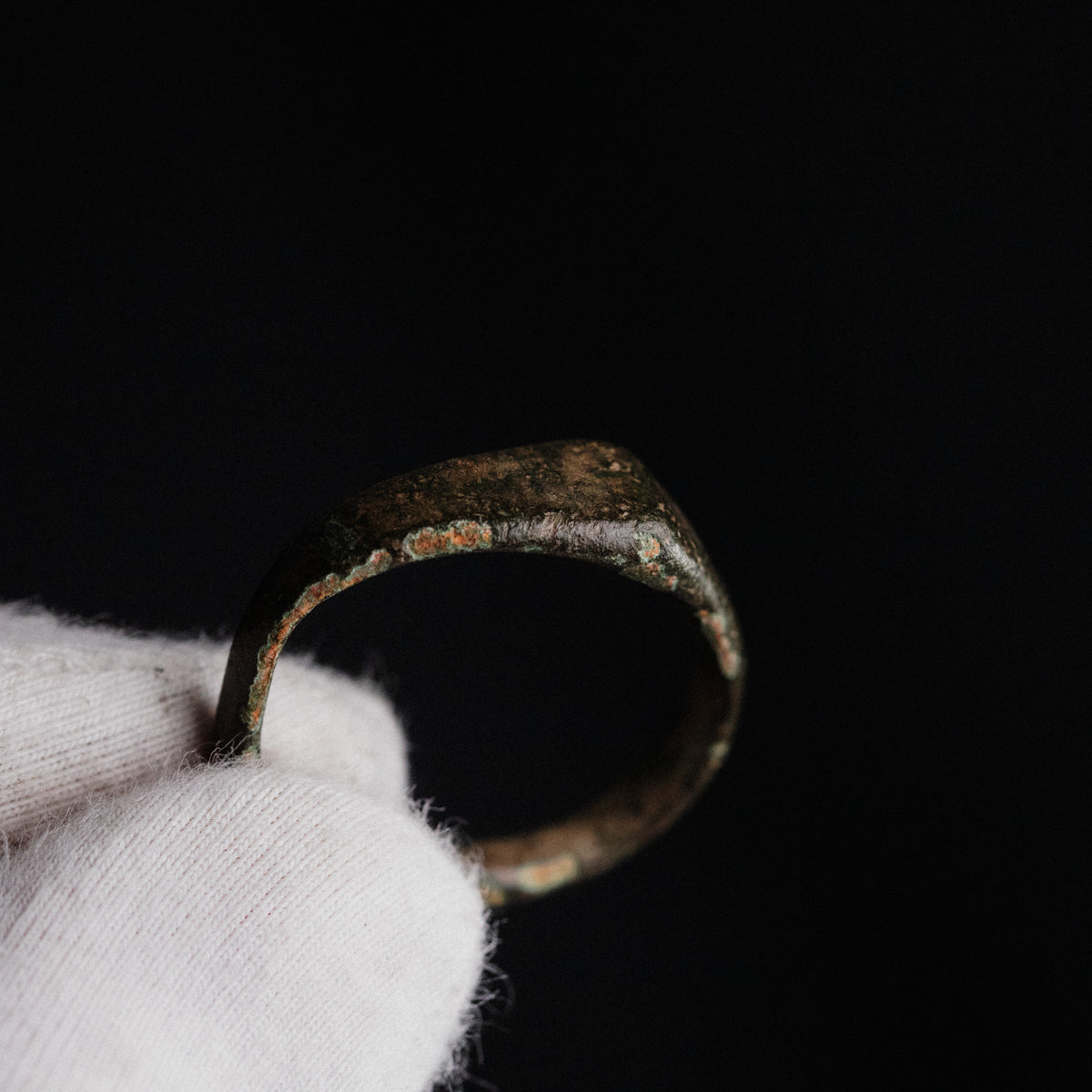 Medieval Bronze Ring - 'Alderic' (12th–15th c. CE) EU 64 / US 10.75