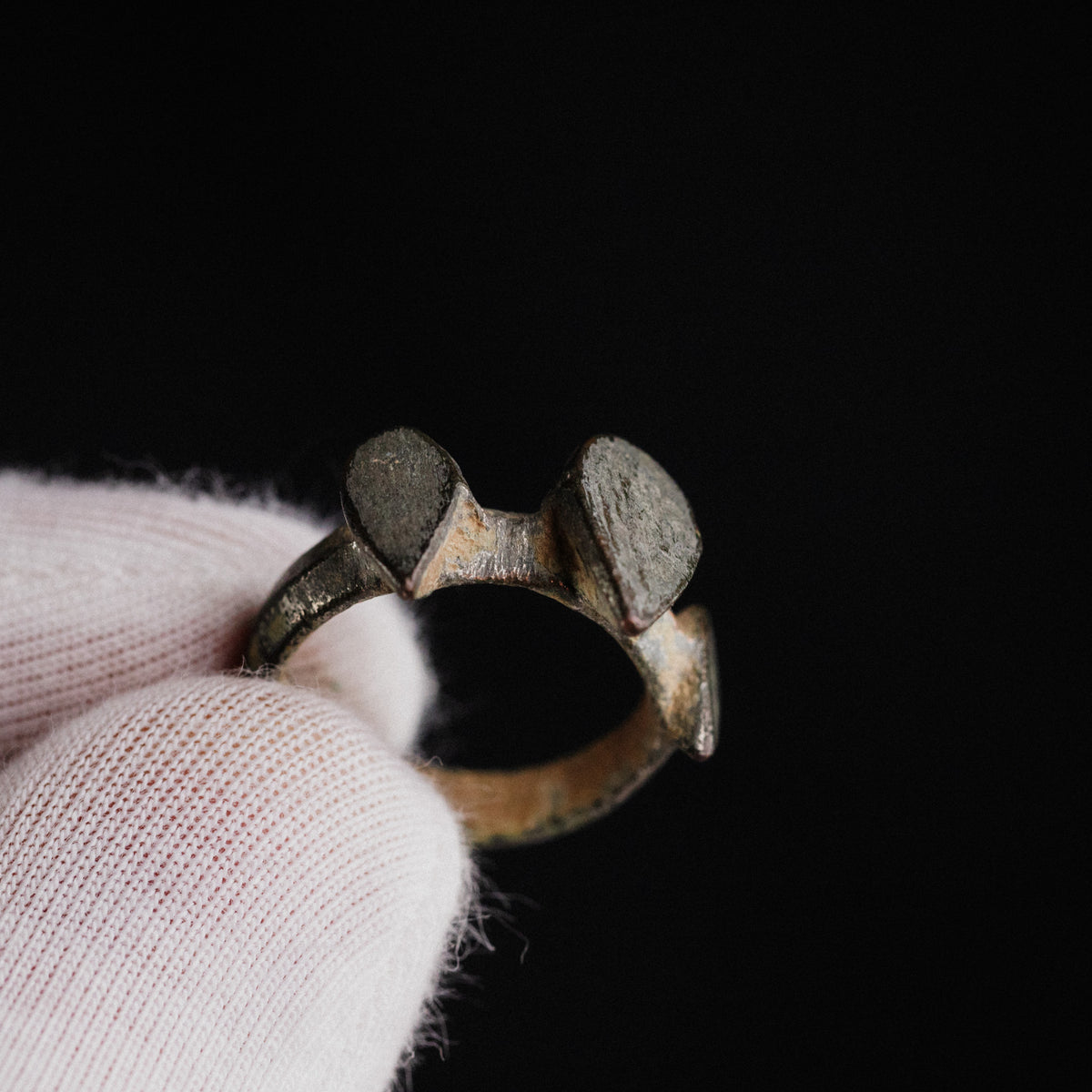 Medieval Bronze Ring - 'Trivena' (11th–14th c. CE) EU 51 / US 5.75