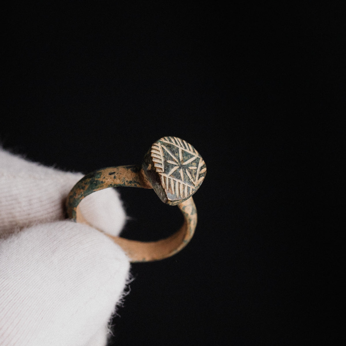 Medieval Bronze Ring - 'Zvezdan' (11th–14th c. CE) EU 56 / US 7.75