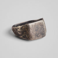 Medieval silver ring Vidomir profile view showing raised bezel platform