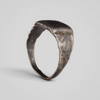 Medieval silver ring Vidomir side view showing gilt floral shoulder ornament