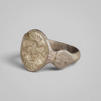 Medieval silver ring Wistrid, angled view of intaglio bezel and grooved neck