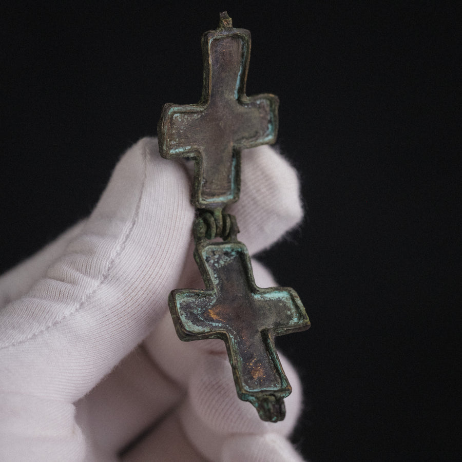 P-37-B: bronze encolpion cross, object view 2