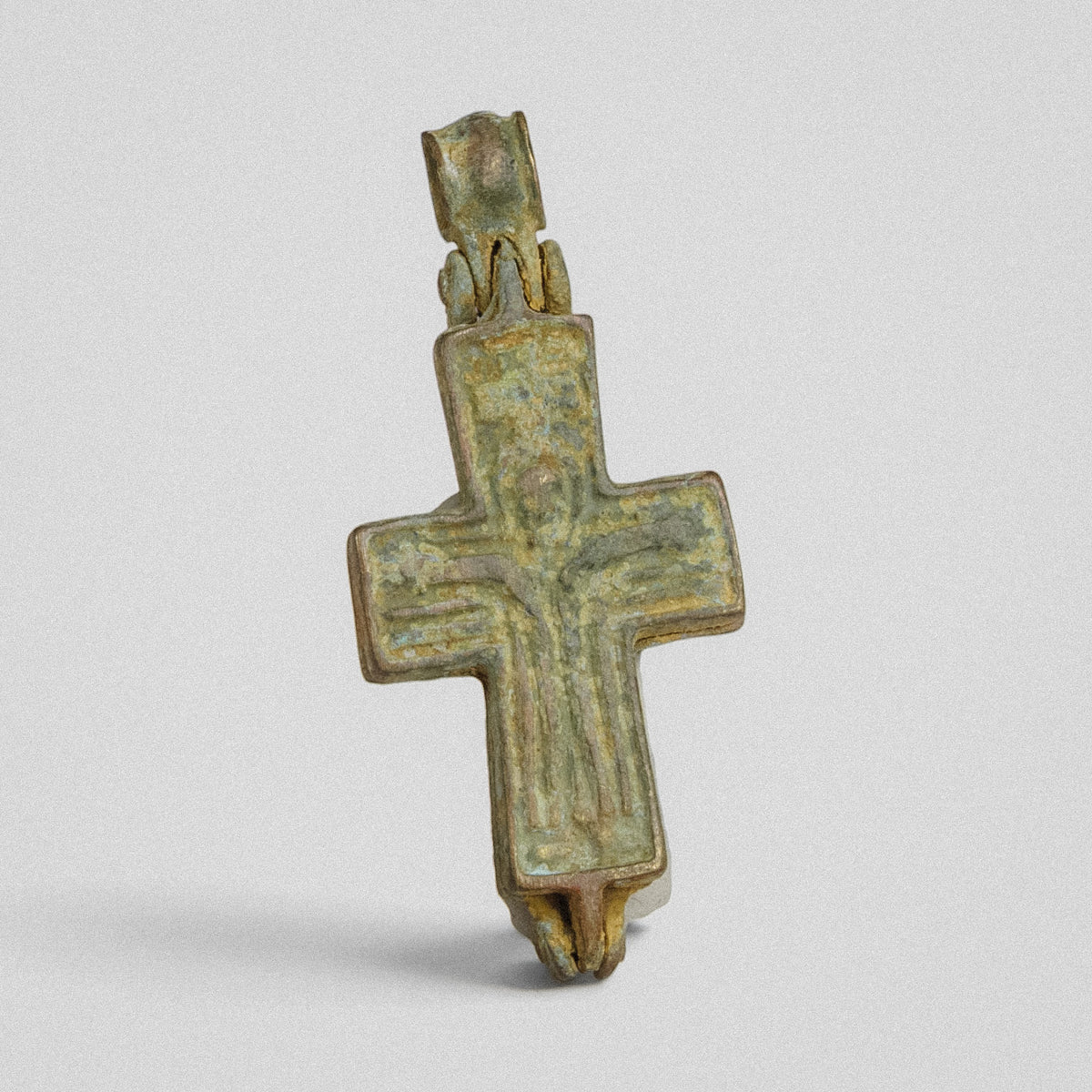 P-41-B: bronze encolpion type cross, object view 3