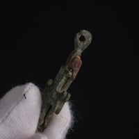 P-43-B: bronze cross pendant, object view 1