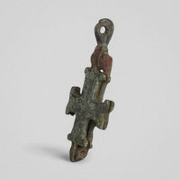 P-43-B: bronze cross pendant, object view 4