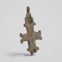 P-46-B: bronze cross pendant, object view 5
