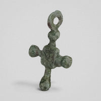 P-48-B: bronze cross pendant, object view 5